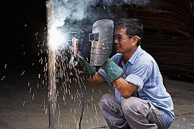 《星刃》实体版可玩到未和谐版本：需断网再安装游戏